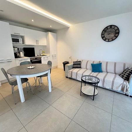 Les Volets Bleus Apartment Ница Екстериор снимка