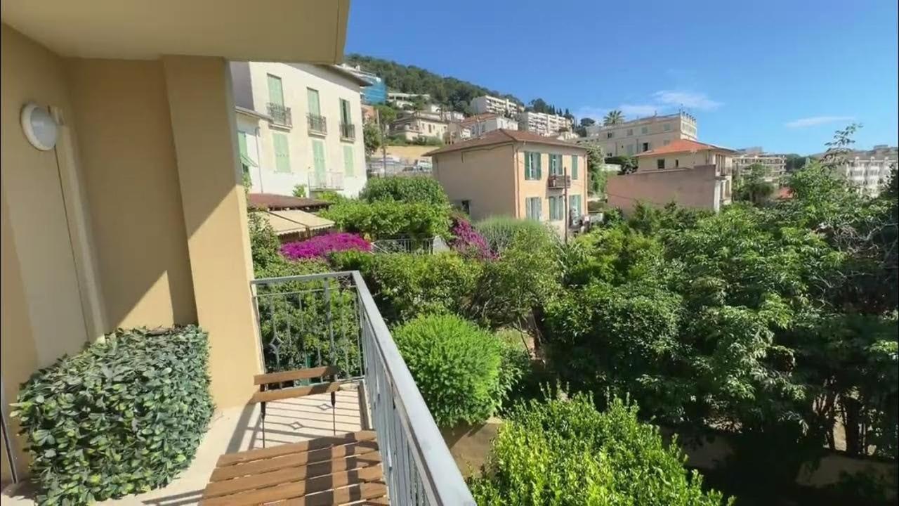 Les Volets Bleus Apartment Ница Екстериор снимка