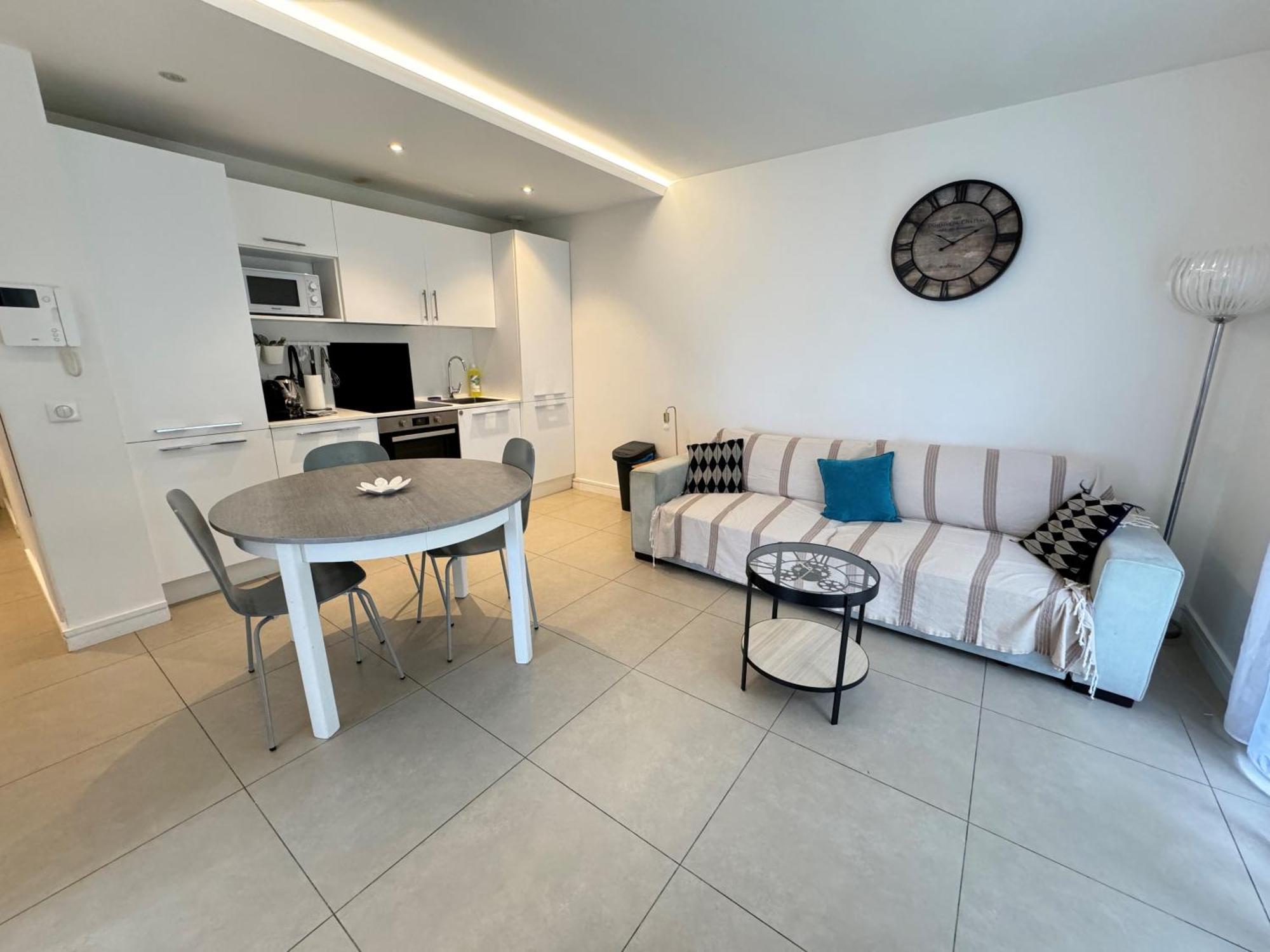 Les Volets Bleus Apartment Ница Екстериор снимка